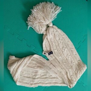 GAP SCARF Women’s Loose Knit 100% Super Soft Acrylic Fluffy w/Tassels Ivory NWT